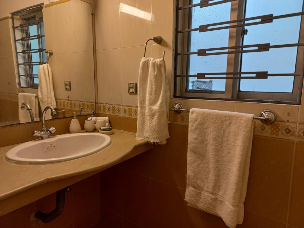 ホテル White House Residencia ラーワルピンディー エクステリア 写真